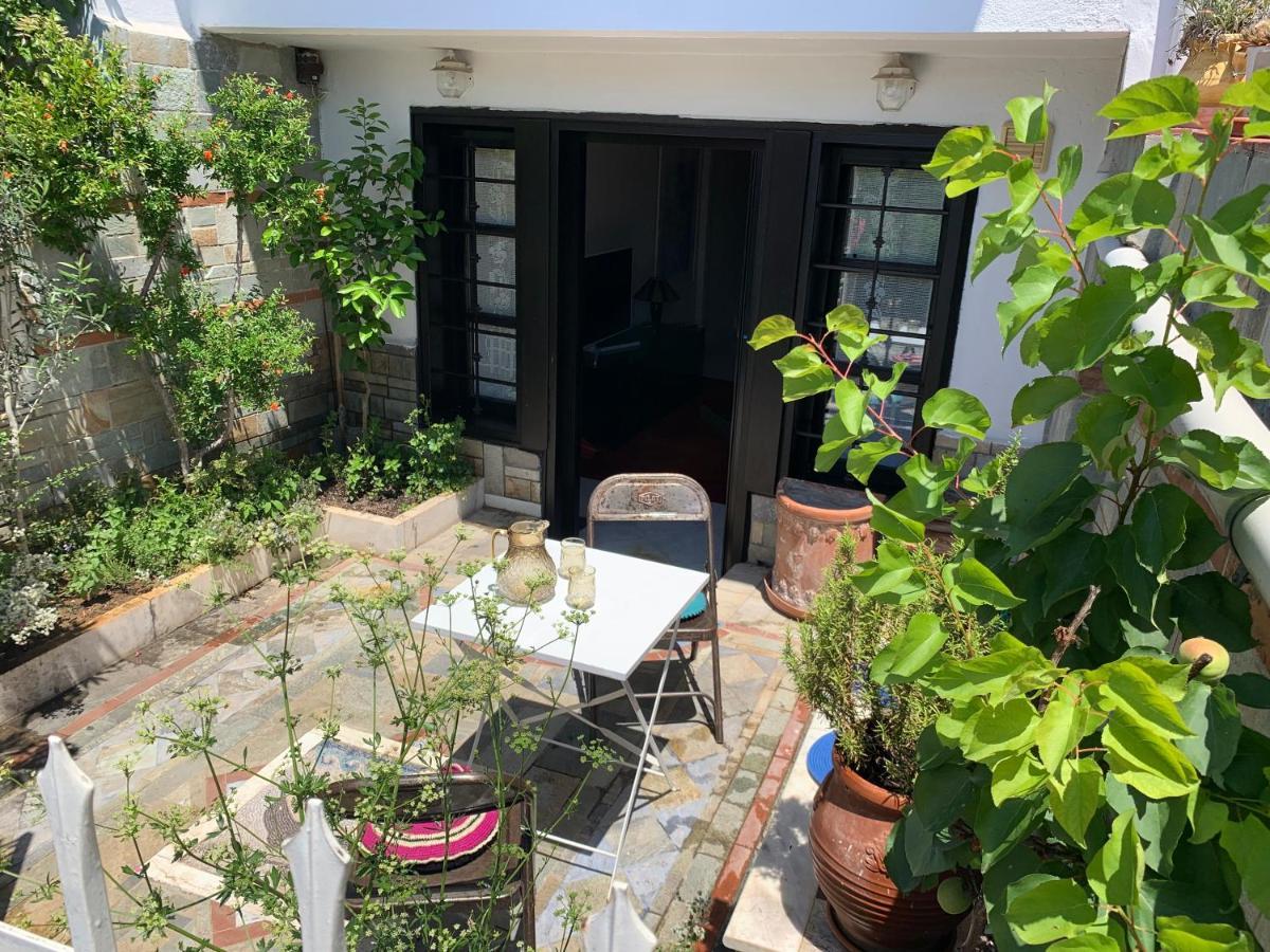 Gemuetliches Appartement In Ano Poli Thessaloníki Eksteriør billede